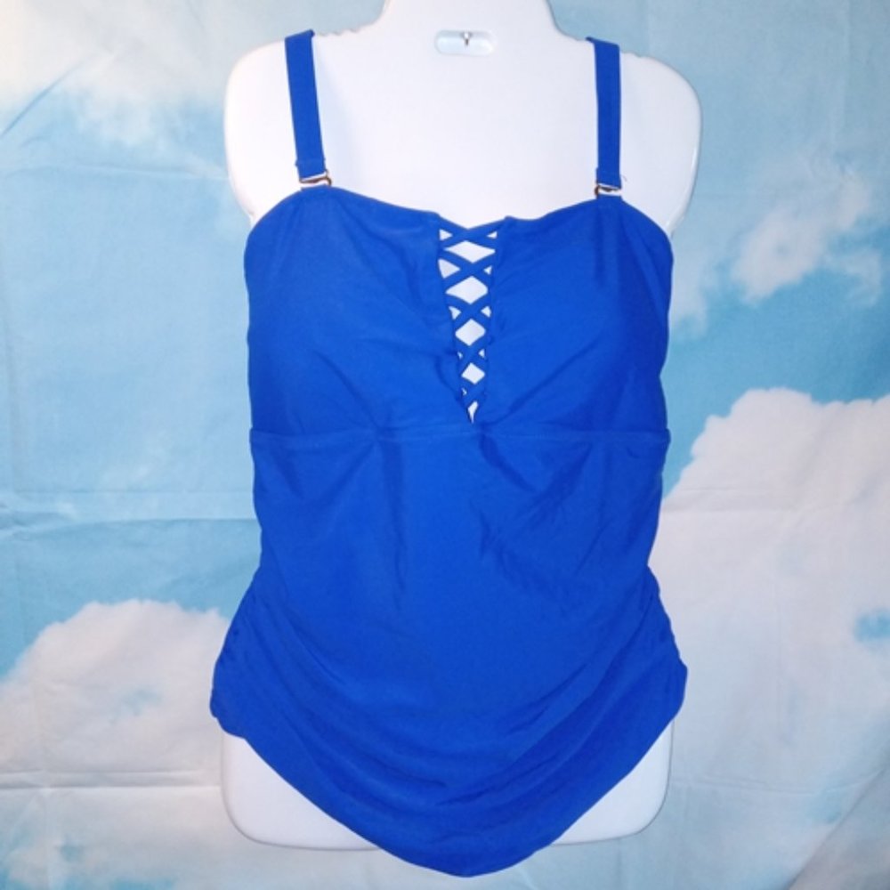 1- piece Royal Blue Lace Front Women’s Swimsuit 18W NEW